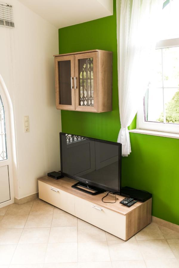 Apartments Lupus โวดีเซ ภายนอก รูปภาพ