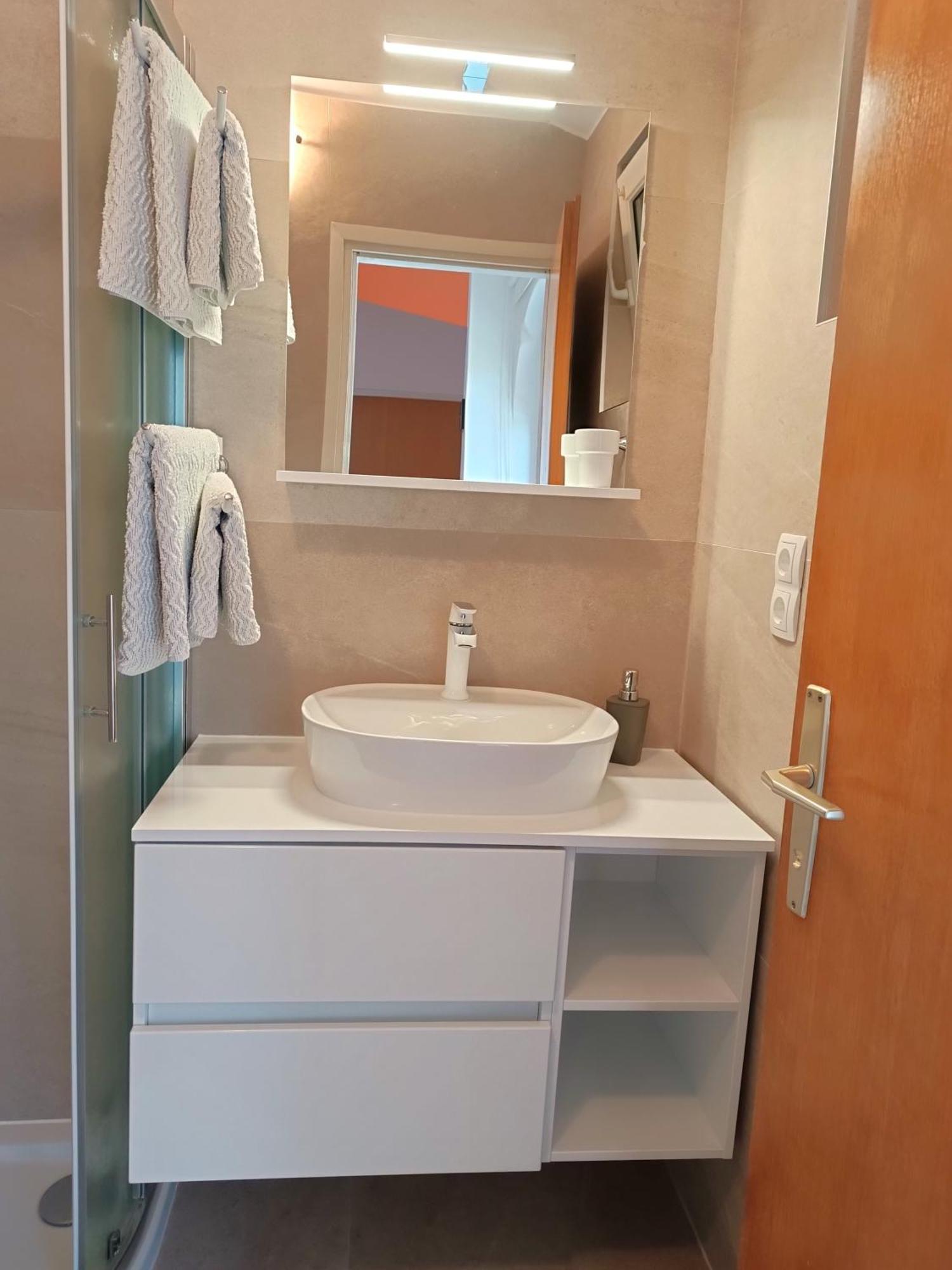 Apartments Lupus โวดีเซ ภายนอก รูปภาพ